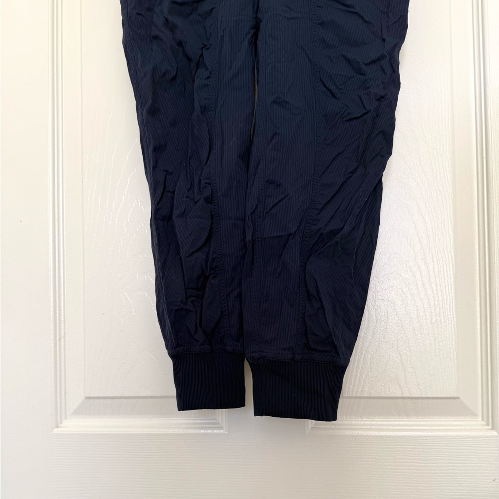 Lululemon Dance Studio Mid Rise Jogger Pants Size 4 Navy Blue - Picture 3 of 7